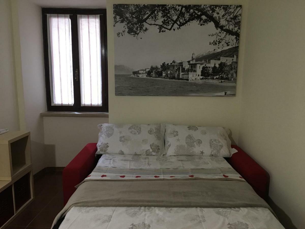 Vicolovolta16 Apartment Torri Del Benaco Ngoại thất bức ảnh